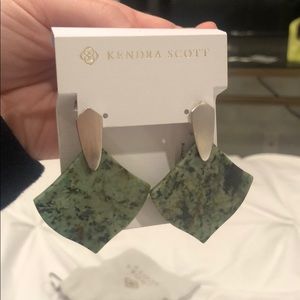 Kendra Scott Astoria earrings